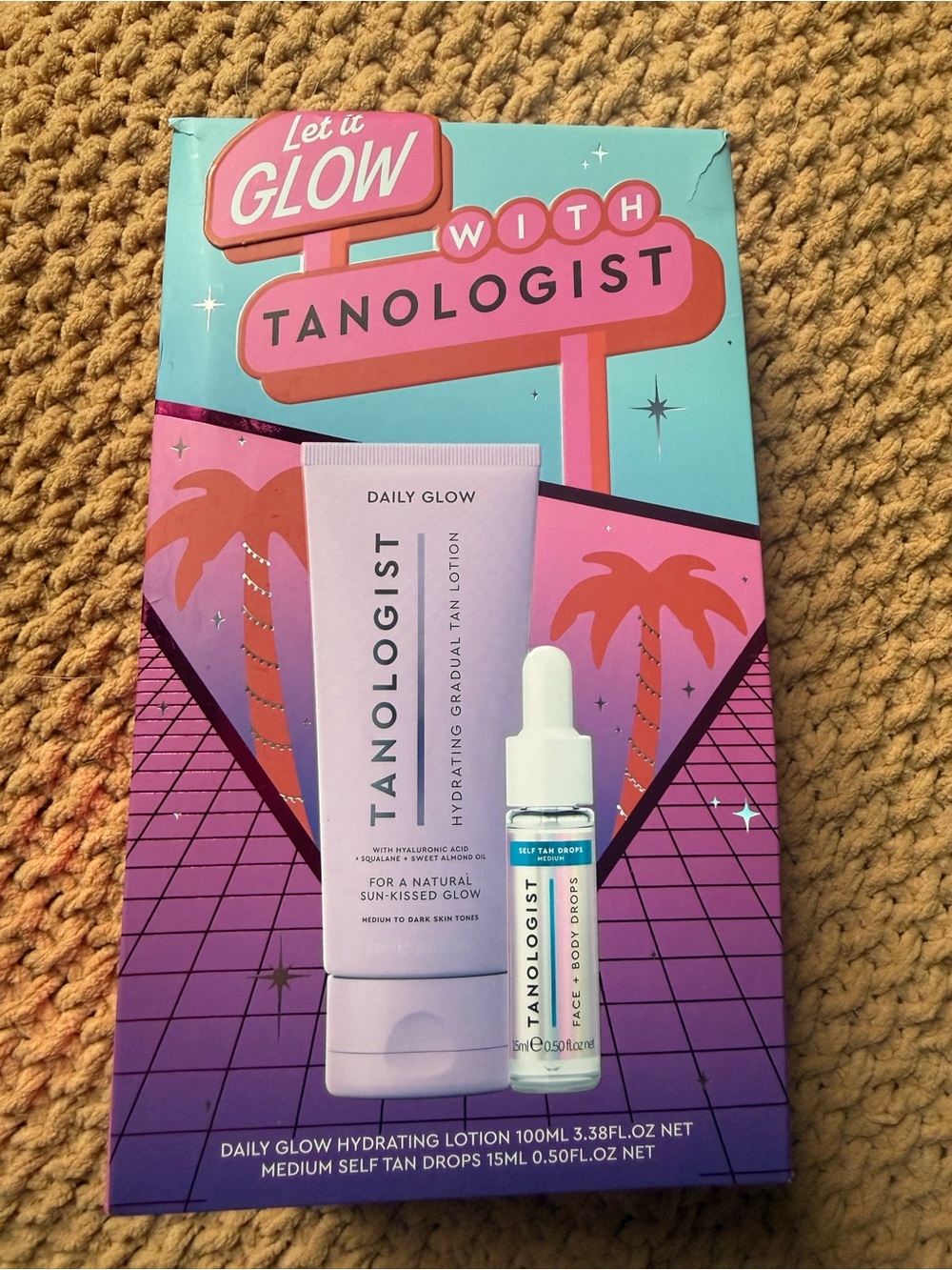 Tanologist Daily Glow Hydrating Gradual Tan Lotion and drops